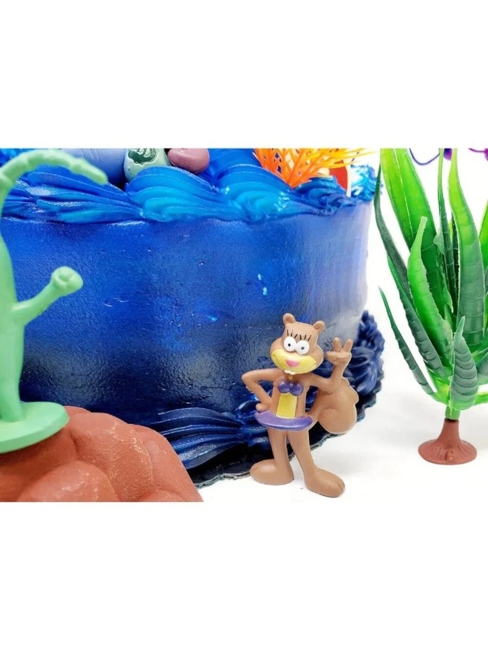 Colorful Spongebob Cake Topper Set for Birthday Parties - 12 Fun Figures